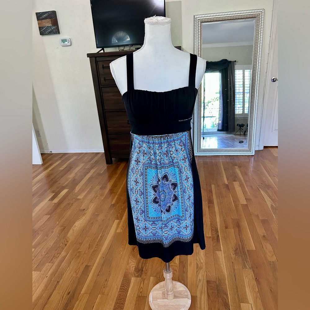Carole Little Black & Blue Mandala Knee Length Dress in Women’s Sz 8